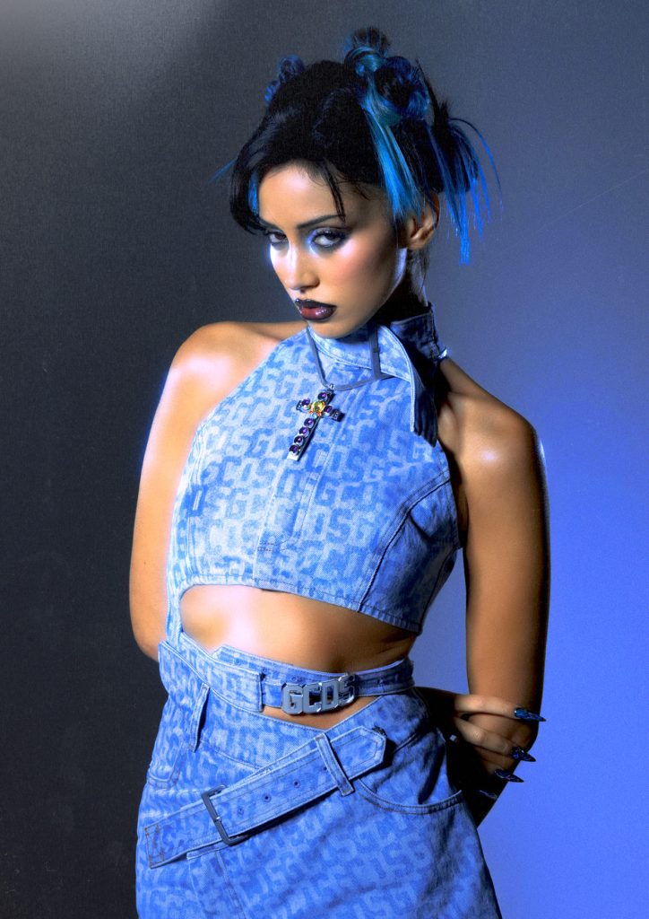 Cindy Kimberly Stuns on the Cover of Vanity Teen! Cindy Kimberly Stuns on the Cover of Vanity Teen! Vanity Teen 虚荣青年 Lifestyle & new faces magazine