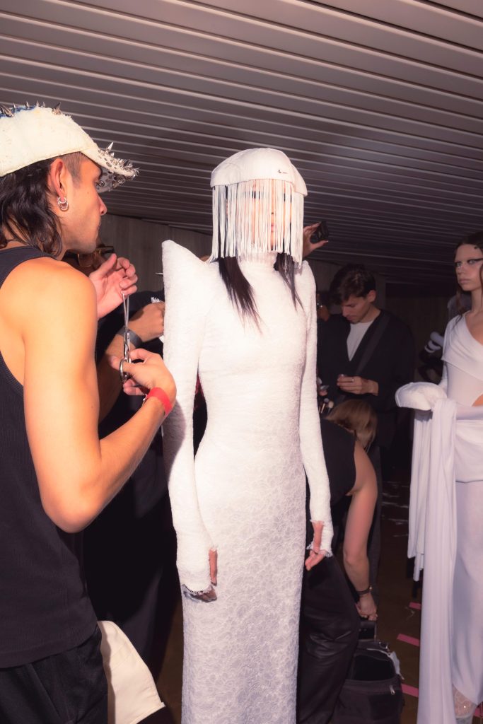 Behind the scenes of the most awaited debut show in Paris, Luis de Javier Behind the scenes of the most awaited debut show in Paris, Luis de Javier Vanity Teen 虚荣青年 Lifestyle & new faces magazine