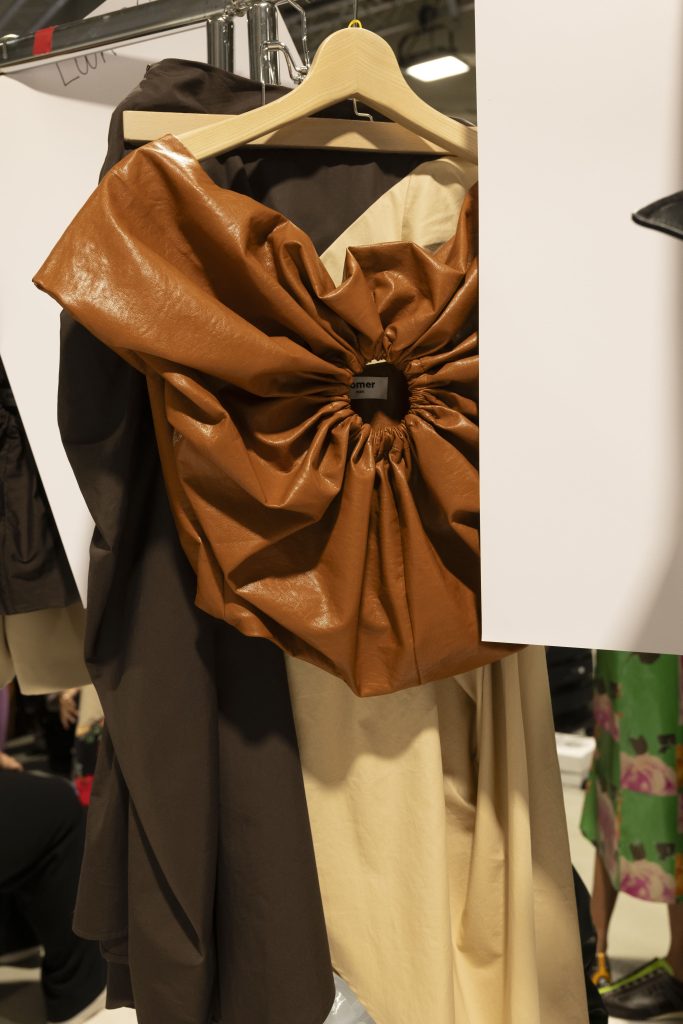 Behind the scenes of the nature-inspired SS25 collection by Zomer Behind the scenes of the nature-inspired SS25 collection by Zomer Vanity Teen 虚荣青年 Lifestyle & new faces magazine