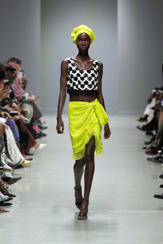 SHUTING QIU SS2025 - The Palace Where Venus Descends SHUTING QIU SS2025 - The Palace Where Venus Descends Vanity Teen 虚荣青年 Lifestyle & new faces magazine