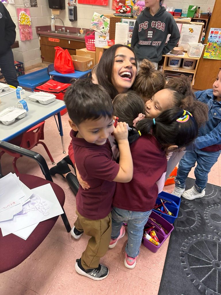 UmaSofia Srivastava: The 17-Year-Old Author, Activist, and Beauty Queen Redefining What It Means to Lead UmaSofia Srivastava: The 17-Year-Old Author, Activist, and Beauty Queen Redefining What It Means to Lead Vanity Teen 虚荣青年 Lifestyle & new faces magazine