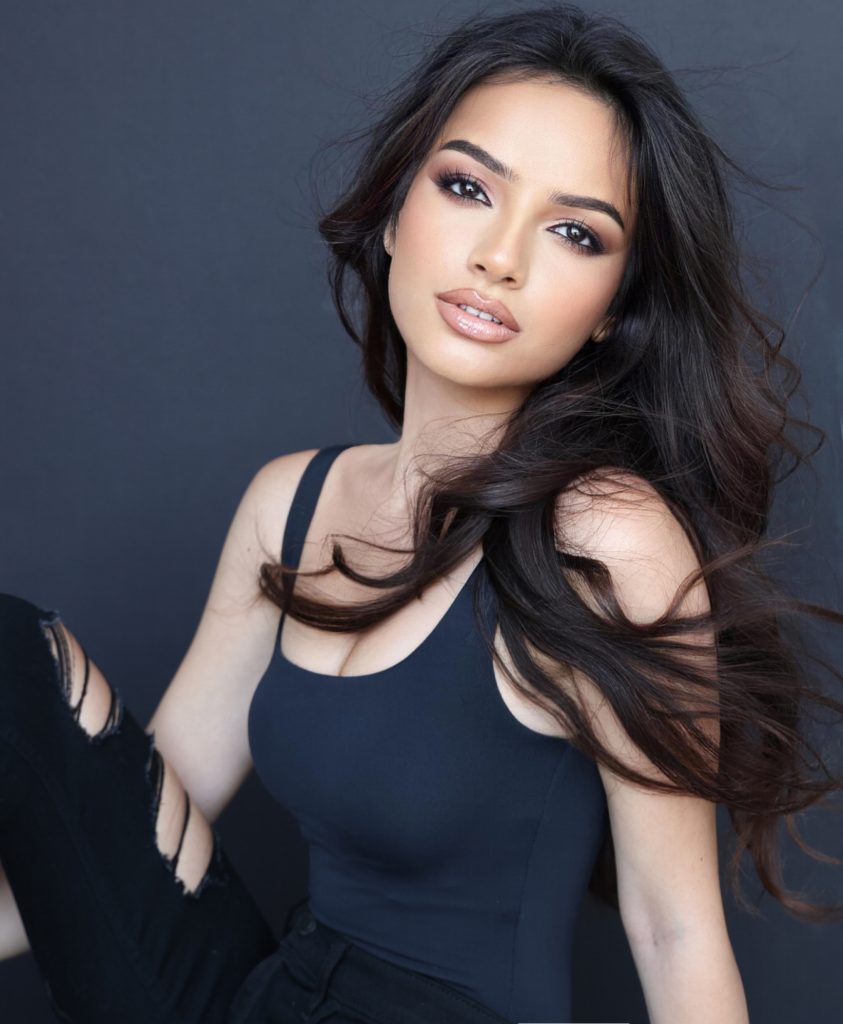 UmaSofia Srivastava: The 17-Year-Old Author, Activist, and Beauty Queen Redefining What It Means to Lead UmaSofia Srivastava: The 17-Year-Old Author, Activist, and Beauty Queen Redefining What It Means to Lead Vanity Teen 虚荣青年 Lifestyle & new faces magazine