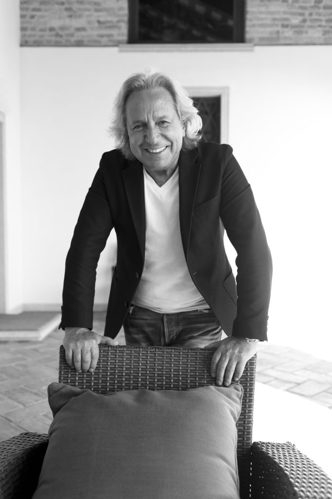 Timeless Fashion: The Creative Legacy of Enzo Fusco Timeless Fashion: The Creative Legacy of Enzo Fusco Vanity Teen 虚荣青年 Lifestyle & new faces magazine