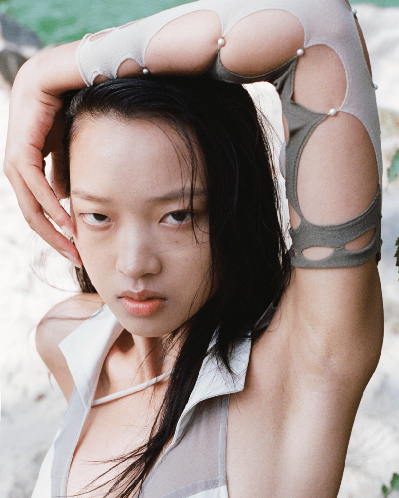 RUIbuilt SS025 Collection - 「Lingering On」 RUIbuilt SS025 Collection - 「Lingering On」 Vanity Teen 虚荣青年 Lifestyle & new faces magazine