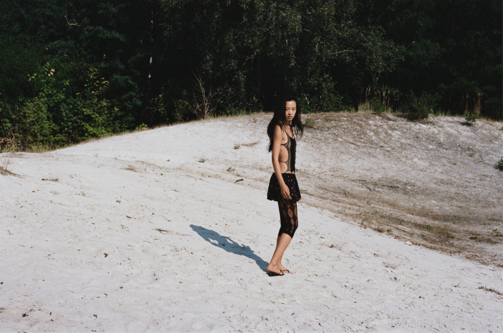 RUIbuilt SS025 Collection - 「Lingering On」 RUIbuilt SS025 Collection - 「Lingering On」 Vanity Teen 虚荣青年 Lifestyle & new faces magazine