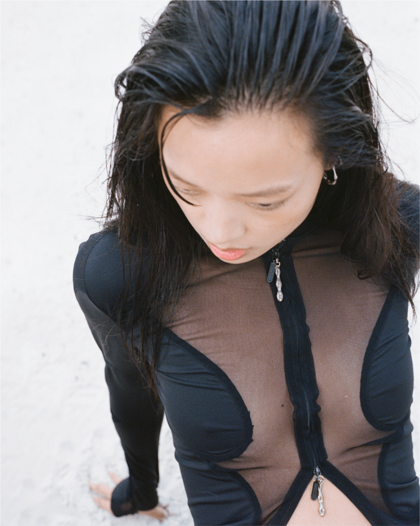 RUIbuilt SS025 Collection - 「Lingering On」 RUIbuilt SS025 Collection - 「Lingering On」 Vanity Teen 虚荣青年 Lifestyle & new faces magazine