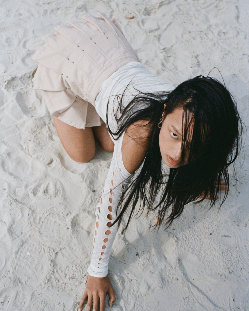 RUIbuilt SS025 Collection - 「Lingering On」 RUIbuilt SS025 Collection - 「Lingering On」 Vanity Teen 虚荣青年 Lifestyle & new faces magazine