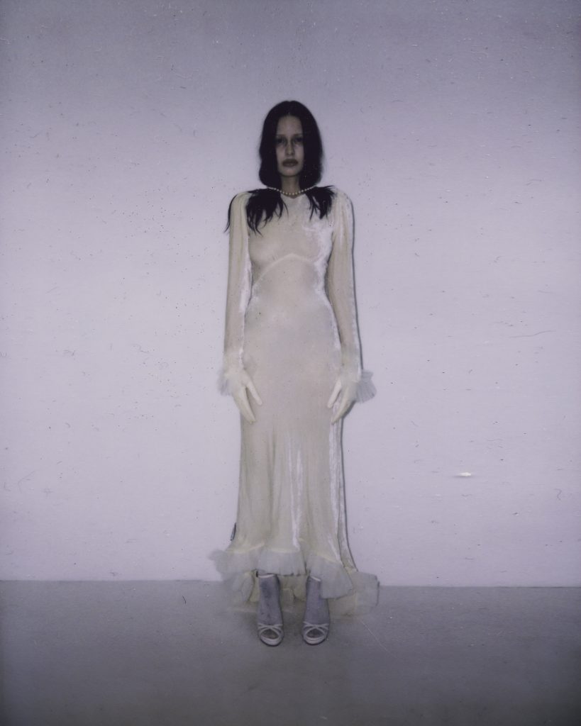 “PSYCHOSIS”: YOUNG DESIGNER ILONA PRESENTS HER SECOND COLLECTION, INSPIRED BY HER TEENAGE PSYCHIATRIC HOSPITAL STAY “PSYCHOSIS”: YOUNG DESIGNER ILONA PRESENTS HER SECOND COLLECTION, INSPIRED BY HER TEENAGE PSYCHIATRIC HOSPITAL STAY Vanity Teen 虚荣青年 Lifestyle & new faces magazine