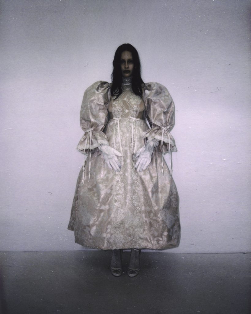 “PSYCHOSIS”: YOUNG DESIGNER ILONA PRESENTS HER SECOND COLLECTION, INSPIRED BY HER TEENAGE PSYCHIATRIC HOSPITAL STAY “PSYCHOSIS”: YOUNG DESIGNER ILONA PRESENTS HER SECOND COLLECTION, INSPIRED BY HER TEENAGE PSYCHIATRIC HOSPITAL STAY Vanity Teen 虚荣青年 Lifestyle & new faces magazine