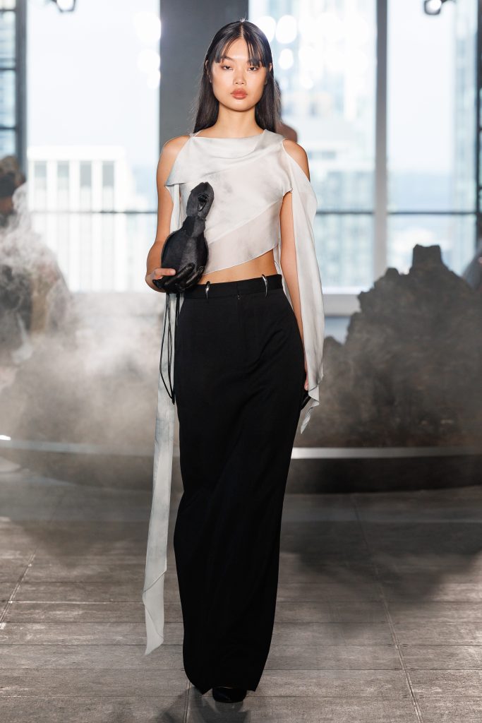 NYFW’s Hidden Gem: Grace Ling, A Neanderthal Brand Ethos NYFW’s Hidden Gem: Grace Ling, A Neanderthal Brand Ethos Vanity Teen 虚荣青年 Lifestyle & new faces magazine