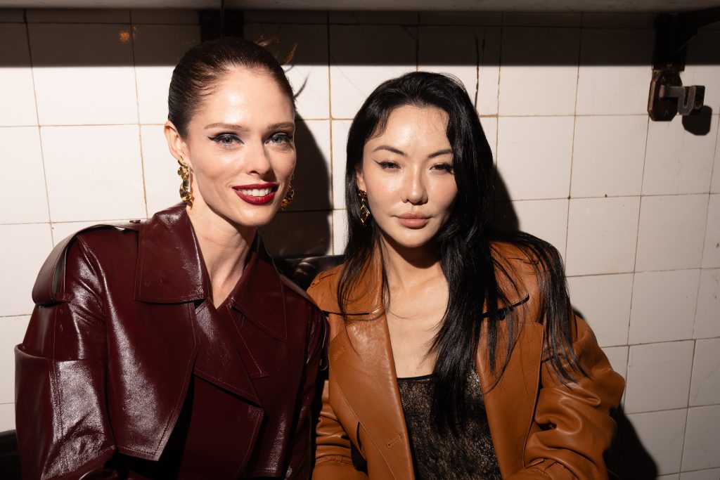 Mackage and Stella Maxwell co-hosted an intimate dinner during Paris Fashion Week Vanity Teen 虚荣青年 Lifestyle & new faces magazine Mackage and Stella Maxwell co-hosted an intimate dinner during Paris Fashion Week Mackage and Stella Maxwell co-hosted an intimate dinner during Paris Fashion Week Vanity Teen 虚荣青年 Lifestyle & new faces magazine