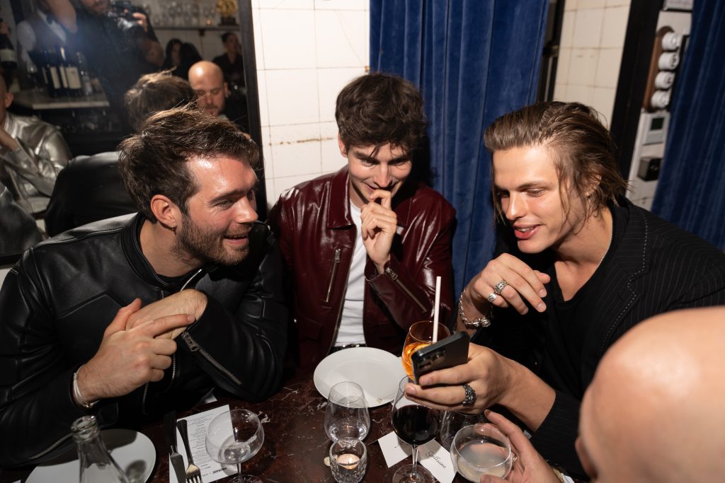 Mackage and Stella Maxwell co-hosted an intimate dinner during Paris Fashion Week Vanity Teen 虚荣青年 Lifestyle & new faces magazine Mackage and Stella Maxwell co-hosted an intimate dinner during Paris Fashion Week Mackage and Stella Maxwell co-hosted an intimate dinner during Paris Fashion Week Vanity Teen 虚荣青年 Lifestyle & new faces magazine