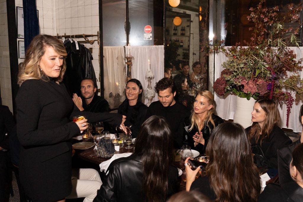 Mackage and Stella Maxwell co-hosted an intimate dinner during Paris Fashion Week Vanity Teen 虚荣青年 Lifestyle & new faces magazine Mackage and Stella Maxwell co-hosted an intimate dinner during Paris Fashion Week Mackage and Stella Maxwell co-hosted an intimate dinner during Paris Fashion Week Vanity Teen 虚荣青年 Lifestyle & new faces magazine