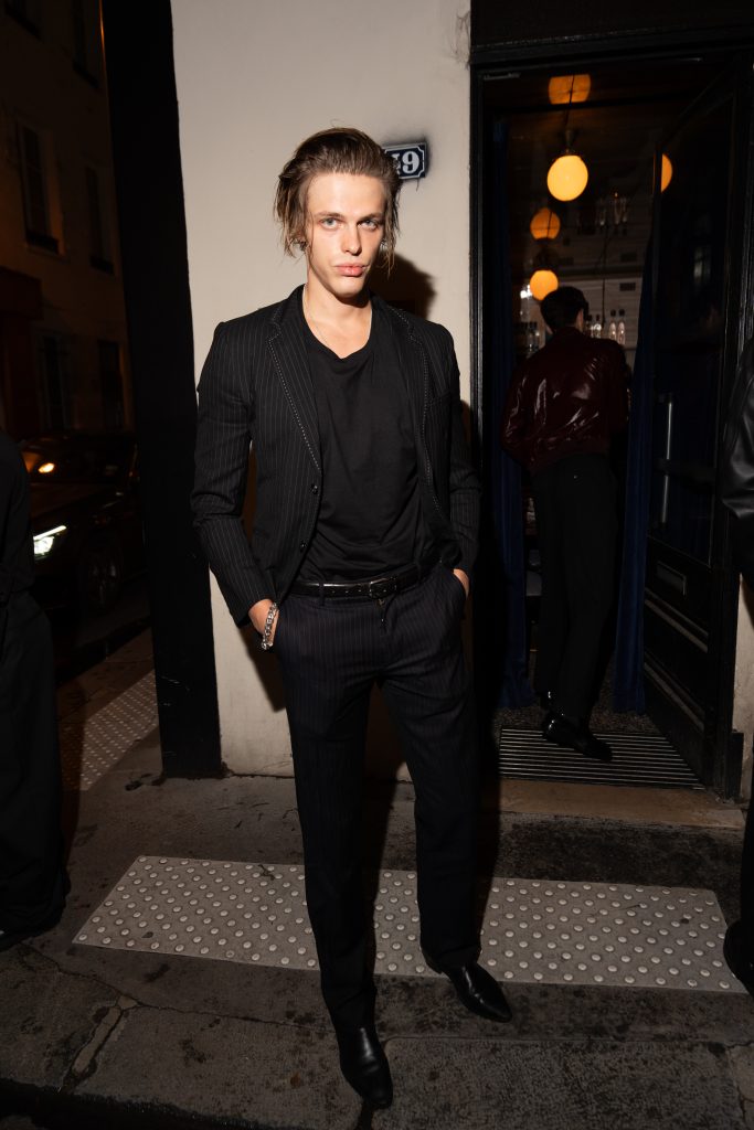 Mackage and Stella Maxwell co-hosted an intimate dinner during Paris Fashion Week Vanity Teen 虚荣青年 Lifestyle & new faces magazine Mackage and Stella Maxwell co-hosted an intimate dinner during Paris Fashion Week Mackage and Stella Maxwell co-hosted an intimate dinner during Paris Fashion Week Vanity Teen 虚荣青年 Lifestyle & new faces magazine