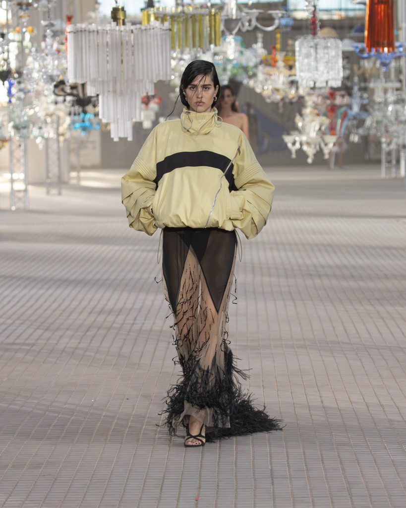 The Shattering of Crystals that Echoes “His Loss” – The Attico S/S 2025 The Shattering of Crystals that Echoes “His Loss” – The Attico S/S 2025 Vanity Teen 虚荣青年 Lifestyle & new faces magazine