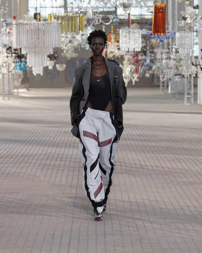 The Shattering of Crystals that Echoes “His Loss” – The Attico S/S 2025 The Shattering of Crystals that Echoes “His Loss” – The Attico S/S 2025 Vanity Teen 虚荣青年 Lifestyle & new faces magazine