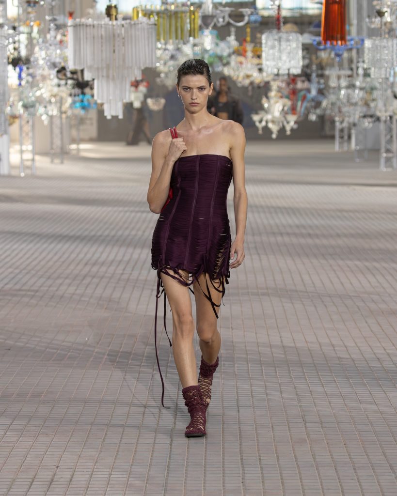 The Shattering of Crystals that Echoes “His Loss” – The Attico S/S 2025 The Shattering of Crystals that Echoes “His Loss” – The Attico S/S 2025 Vanity Teen 虚荣青年 Lifestyle & new faces magazine