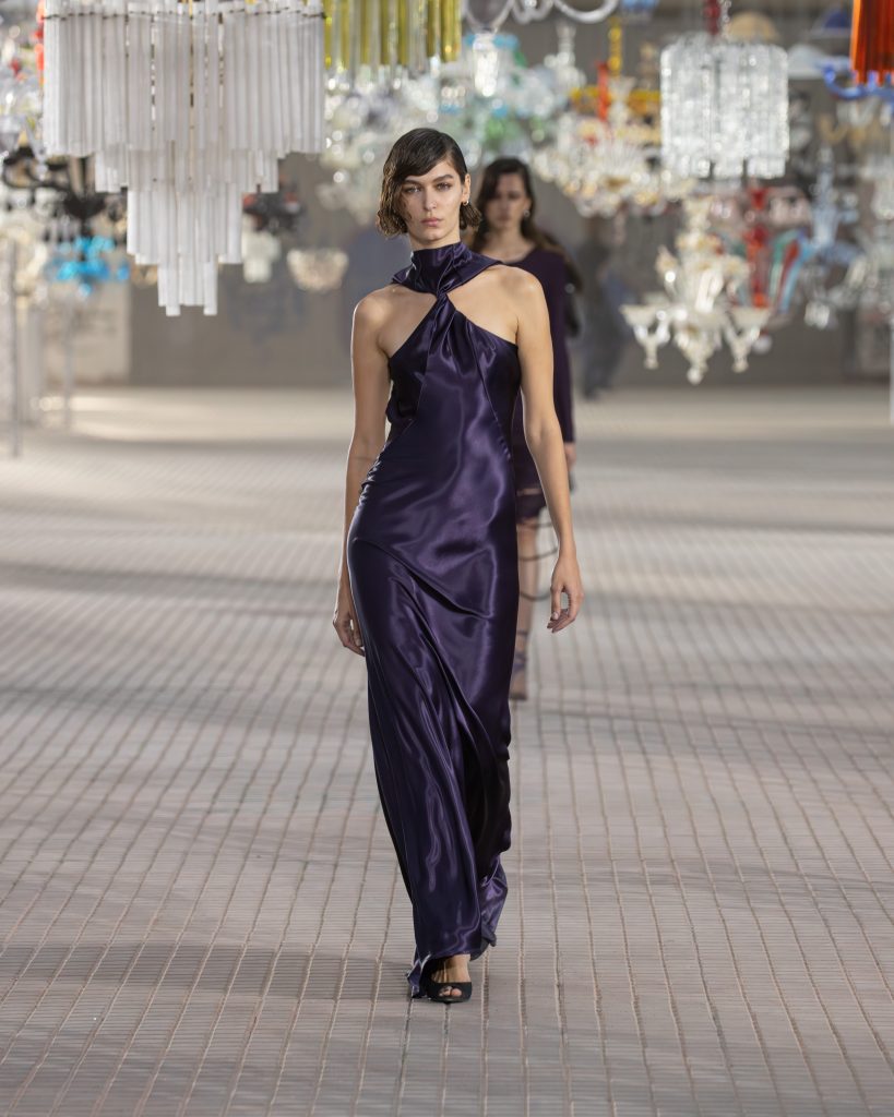 The Shattering of Crystals that Echoes “His Loss” – The Attico S/S 2025 The Shattering of Crystals that Echoes “His Loss” – The Attico S/S 2025 Vanity Teen 虚荣青年 Lifestyle & new faces magazine