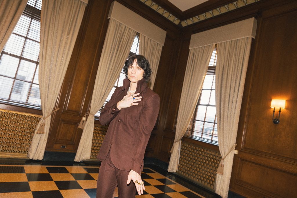 The resilient power of music - A chat with Spencer Sutherland The resilient power of music - A chat with Spencer Sutherland Vanity Teen 虚荣青年 Lifestyle & new faces magazine