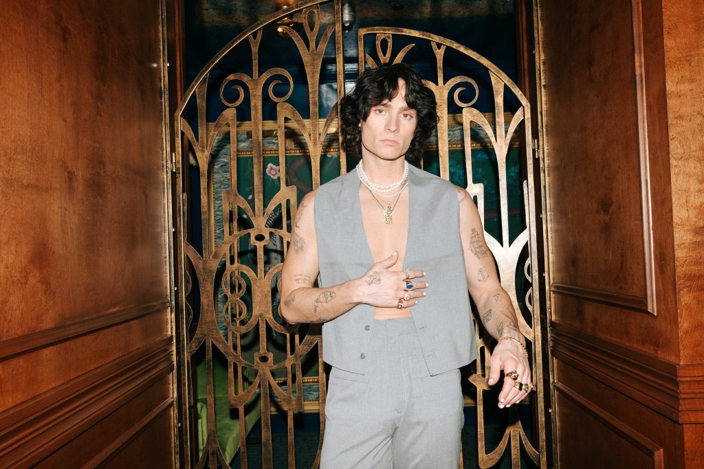 The resilient power of music - A chat with Spencer Sutherland The resilient power of music - A chat with Spencer Sutherland Vanity Teen 虚荣青年 Lifestyle & new faces magazine