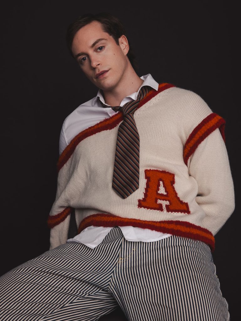 Exclusive Interview: Brent Comer on Broadway Stardom and Life Behind the Scenes Exclusive Interview: Brent Comer on Broadway Stardom and Life Behind the Scenes Vanity Teen 虚荣青年 Lifestyle & new faces magazine