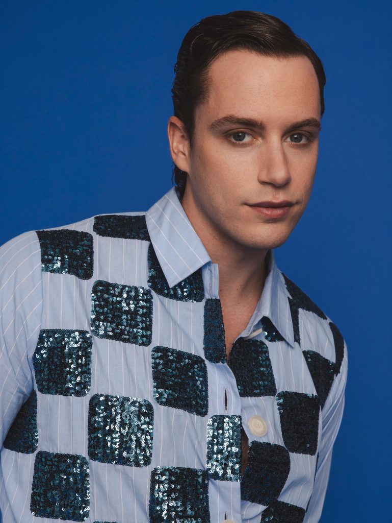 Exclusive Interview: Brent Comer on Broadway Stardom and Life Behind the Scenes Exclusive Interview: Brent Comer on Broadway Stardom and Life Behind the Scenes Vanity Teen 虚荣青年 Lifestyle & new faces magazine