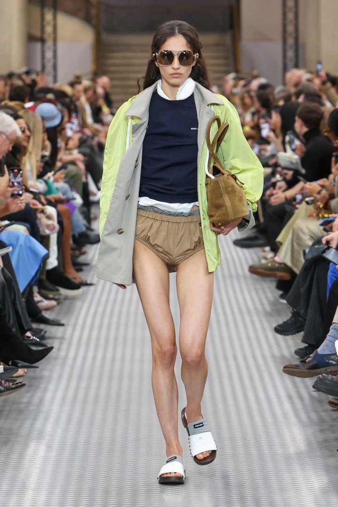 MIU MIU SS25 COLLECTION - SALT LOOKS LIKE SUGAR MIU MIU SS25 COLLECTION - SALT LOOKS LIKE SUGAR Vanity Teen 虚荣青年 Lifestyle & new faces magazine