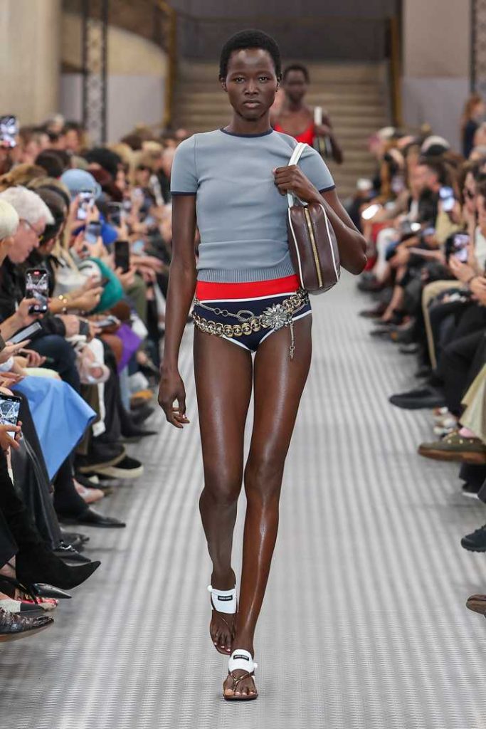 MIU MIU SS25 COLLECTION - SALT LOOKS LIKE SUGAR MIU MIU SS25 COLLECTION - SALT LOOKS LIKE SUGAR Vanity Teen 虚荣青年 Lifestyle & new faces magazine