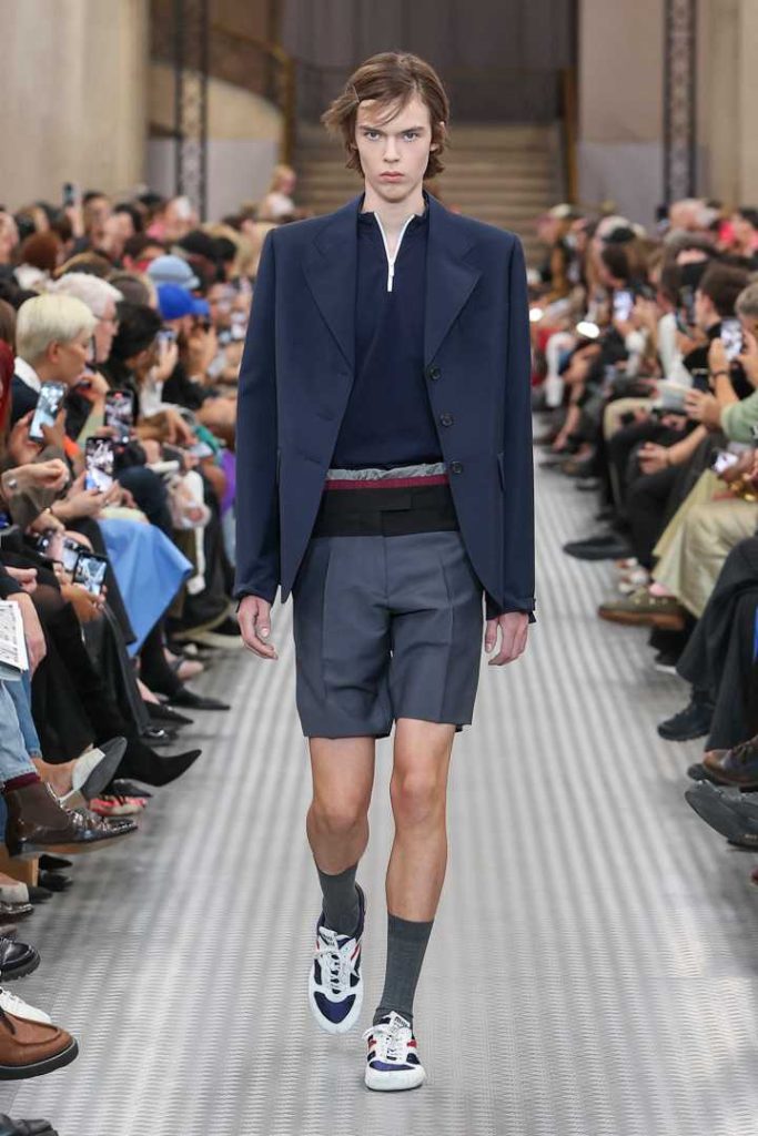 MIU MIU SS25 COLLECTION - SALT LOOKS LIKE SUGAR MIU MIU SS25 COLLECTION - SALT LOOKS LIKE SUGAR Vanity Teen 虚荣青年 Lifestyle & new faces magazine