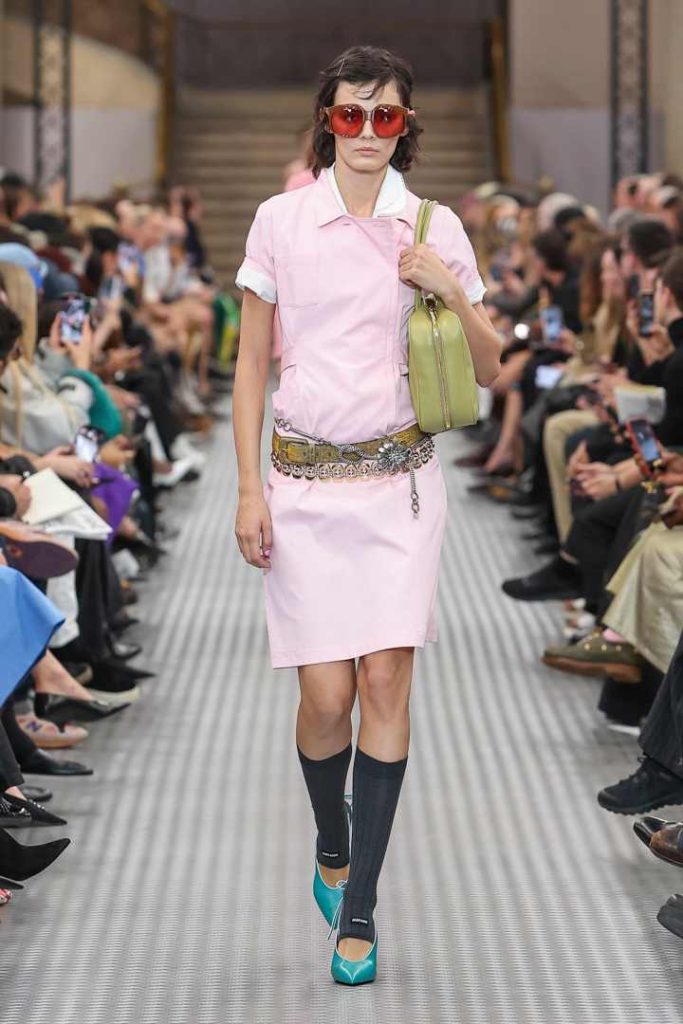 MIU MIU SS25 COLLECTION - SALT LOOKS LIKE SUGAR MIU MIU SS25 COLLECTION - SALT LOOKS LIKE SUGAR Vanity Teen 虚荣青年 Lifestyle & new faces magazine