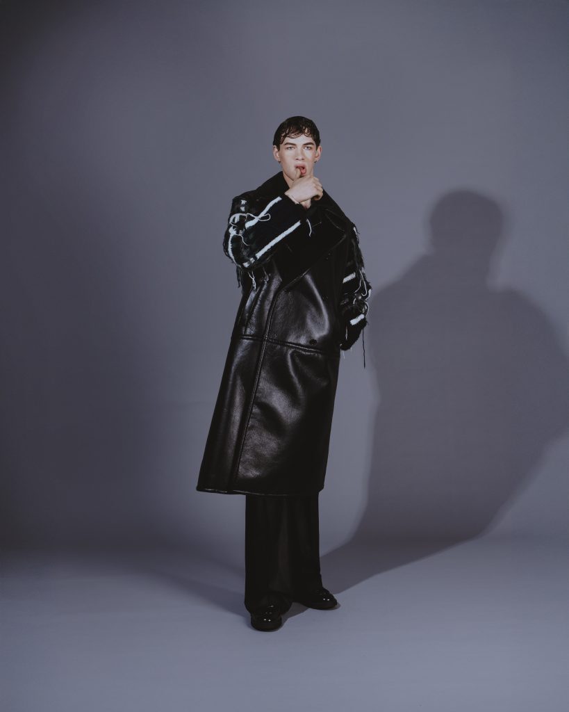 NEW ROMANTICS NEW ROMANTICS Vanity Teen 虚荣青年 Lifestyle & new faces magazine