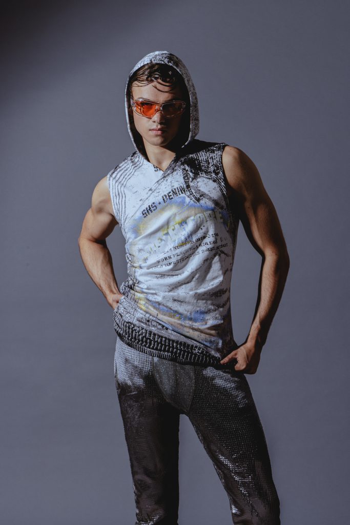 NEW ROMANTICS NEW ROMANTICS Vanity Teen 虚荣青年 Lifestyle & new faces magazine