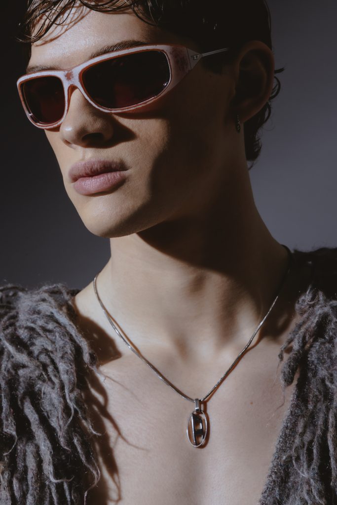 NEW ROMANTICS NEW ROMANTICS Vanity Teen 虚荣青年 Lifestyle & new faces magazine