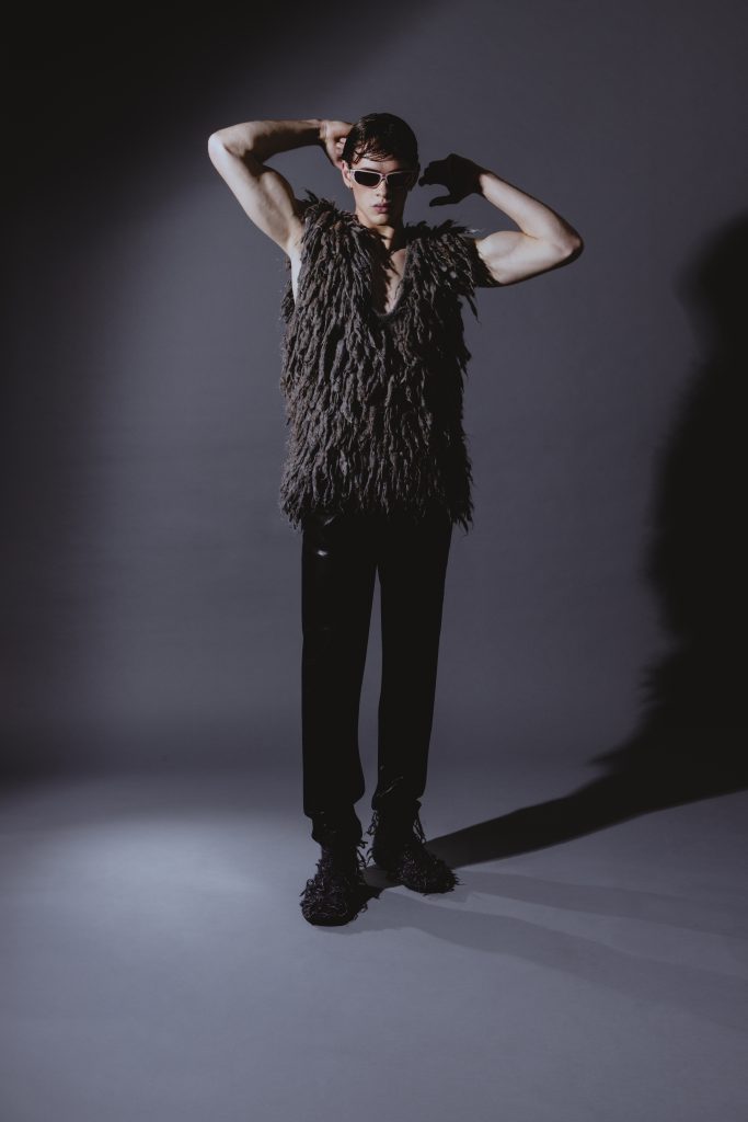 NEW ROMANTICS NEW ROMANTICS Vanity Teen 虚荣青年 Lifestyle & new faces magazine