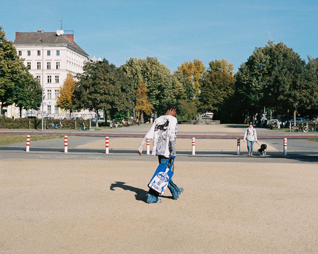 GERRIT JACOB x MUBI: AN ODE TO ’90S BERLIN THROUGH FASHION AND FILM GERRIT JACOB x MUBI: AN ODE TO ’90S BERLIN THROUGH FASHION AND FILM Vanity Teen 虚荣青年 Lifestyle & new faces magazine