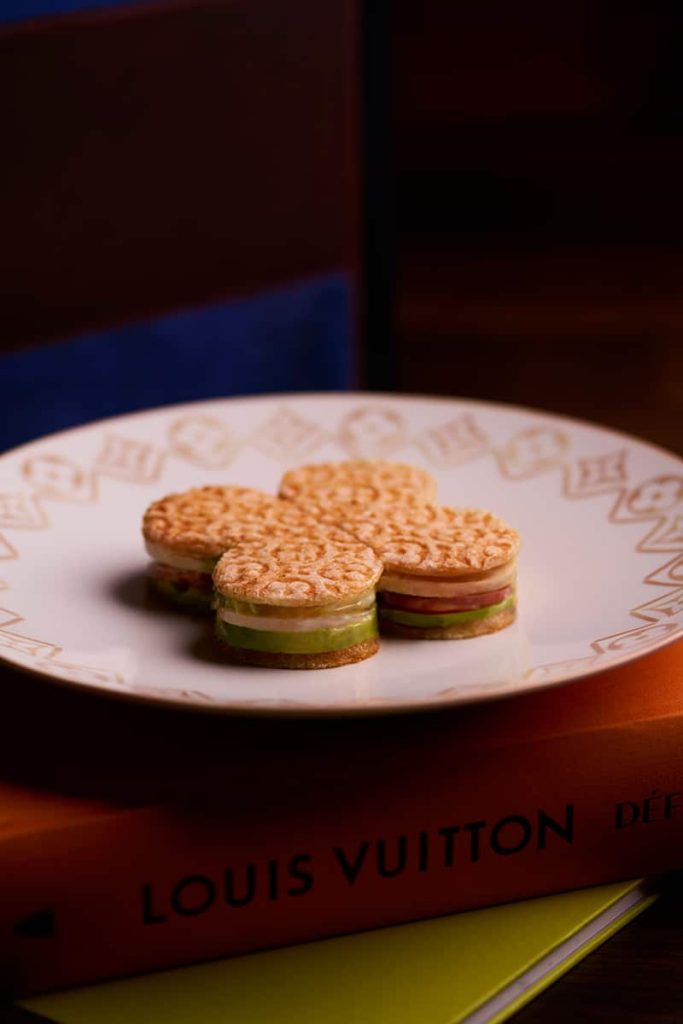 Louis Vuitton Opens 57th Street NYC Pop-Up Store Louis Vuitton Opens 57th Street NYC Pop-Up Store Vanity Teen 虚荣青年 Lifestyle & new faces magazine