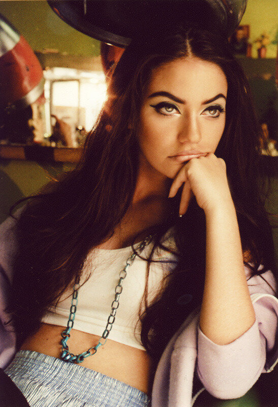 Capturing Culture and Time: Rocío Aguirre Venegas’s Vision Through the Lens Capturing Culture and Time: Rocío Aguirre Venegas’s Vision Through the Lens Vanity Teen 虚荣青年 Lifestyle & new faces magazine