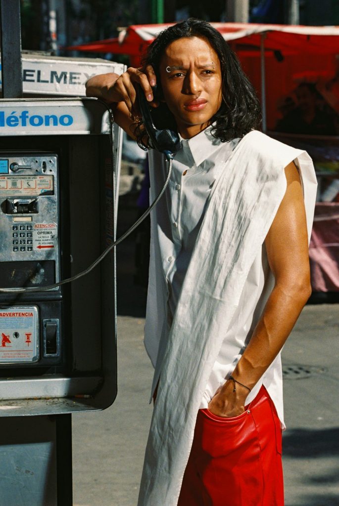 Capturing Culture and Time: Rocío Aguirre Venegas’s Vision Through the Lens Capturing Culture and Time: Rocío Aguirre Venegas’s Vision Through the Lens Vanity Teen 虚荣青年 Lifestyle & new faces magazine