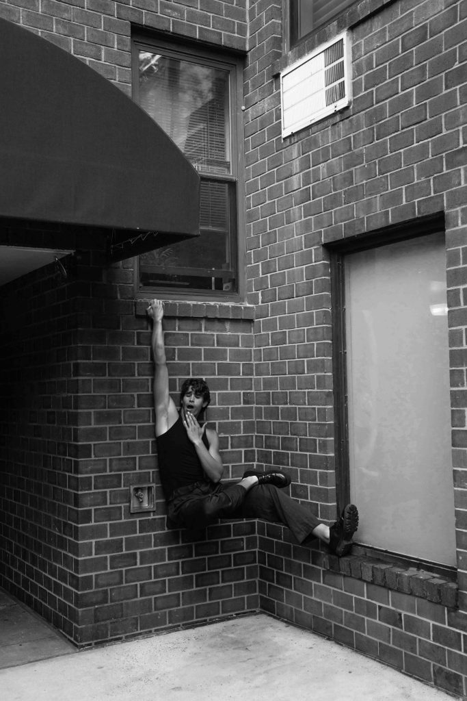 A Walk Through New York with Sergio Perdomo A Walk Through New York with Sergio Perdomo Vanity Teen 虚荣青年 Lifestyle & new faces magazine