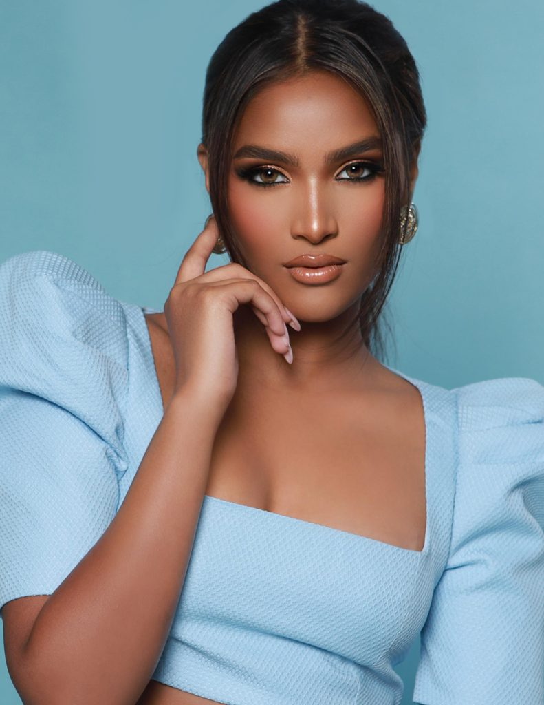 Simone Taila: A Rising Star in Beauty, Community, and Fashion Simone Taila: A Rising Star in Beauty, Community, and Fashion Vanity Teen 虚荣青年 Lifestyle & new faces magazine