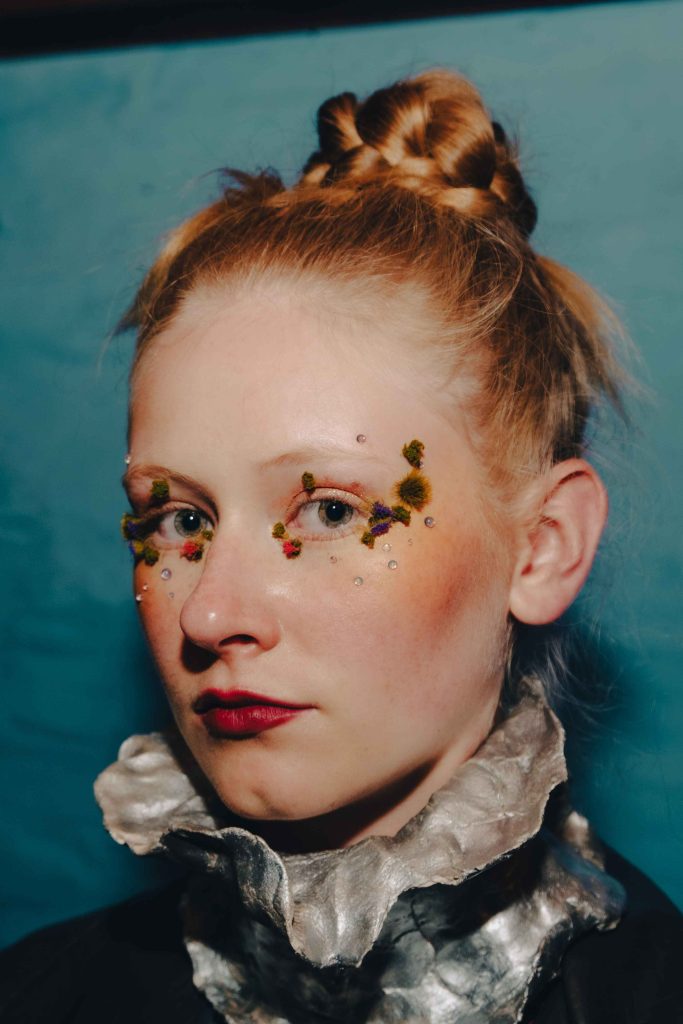 "Idyll": A Romanticized Vision of Rural Life Captured by Eliza Kania "Idyll": A Romanticized Vision of Rural Life Captured by Eliza Kania Vanity Teen 虚荣青年 Lifestyle & new faces magazine