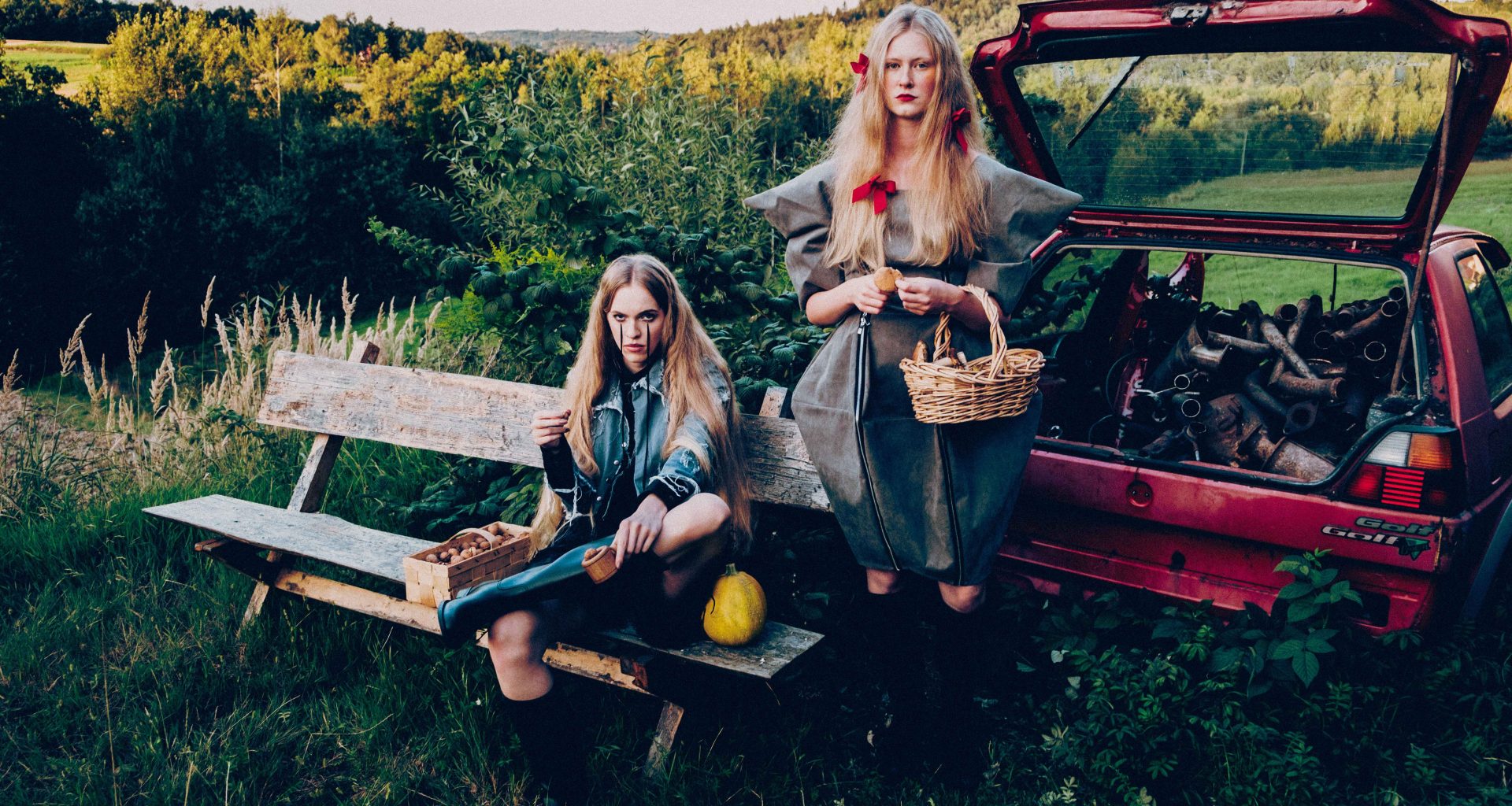 "Idyll": A Romanticized Vision of Rural Life Captured by Eliza Kania "Idyll": A Romanticized Vision of Rural Life Captured by Eliza Kania Vanity Teen 虚荣青年 Lifestyle & new faces magazine