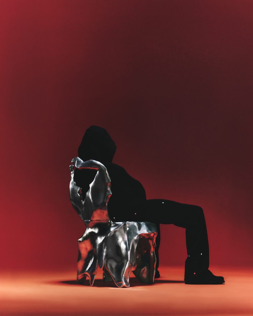 AGE OF DIGITAL FIRST DROP - THE WARDROBE +THE CHAIR AGE OF DIGITAL FIRST DROP - THE WARDROBE +THE CHAIR Vanity Teen 虚荣青年 Lifestyle & new faces magazine