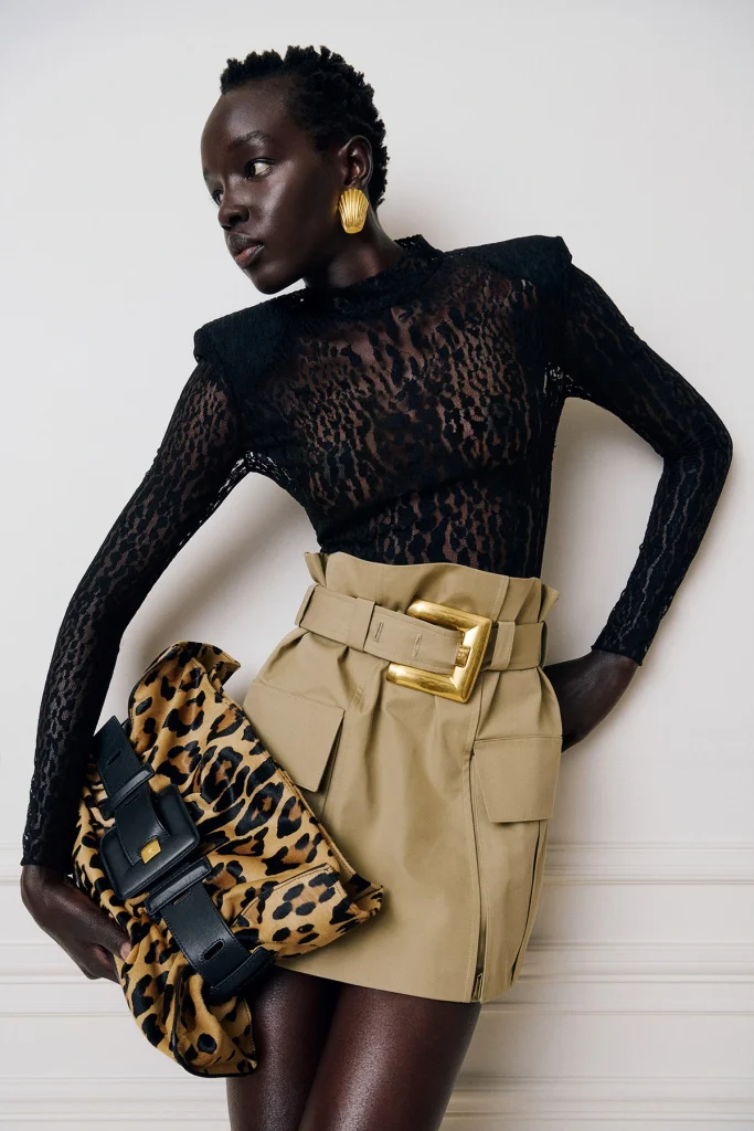 Balmain Redefines Parisian Elegance with Streetwise Edge for Pre-Fall 2025 Balmain Redefines Parisian Elegance with Streetwise Edge for Pre-Fall 2025 Vanity Teen 虚荣青年 Lifestyle & new faces magazine