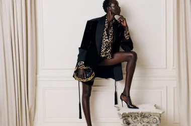 Balmain Redefines Parisian Elegance with Streetwise Edge for Pre-Fall 2025 Balmain Redefines Parisian Elegance with Streetwise Edge for Pre-Fall 2025 Vanity Teen 虚荣青年 Lifestyle & new faces magazine