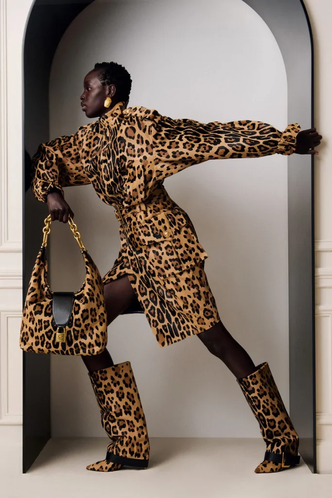 Balmain Redefines Parisian Elegance with Streetwise Edge for Pre-Fall 2025 Balmain Redefines Parisian Elegance with Streetwise Edge for Pre-Fall 2025 Vanity Teen 虚荣青年 Lifestyle & new faces magazine