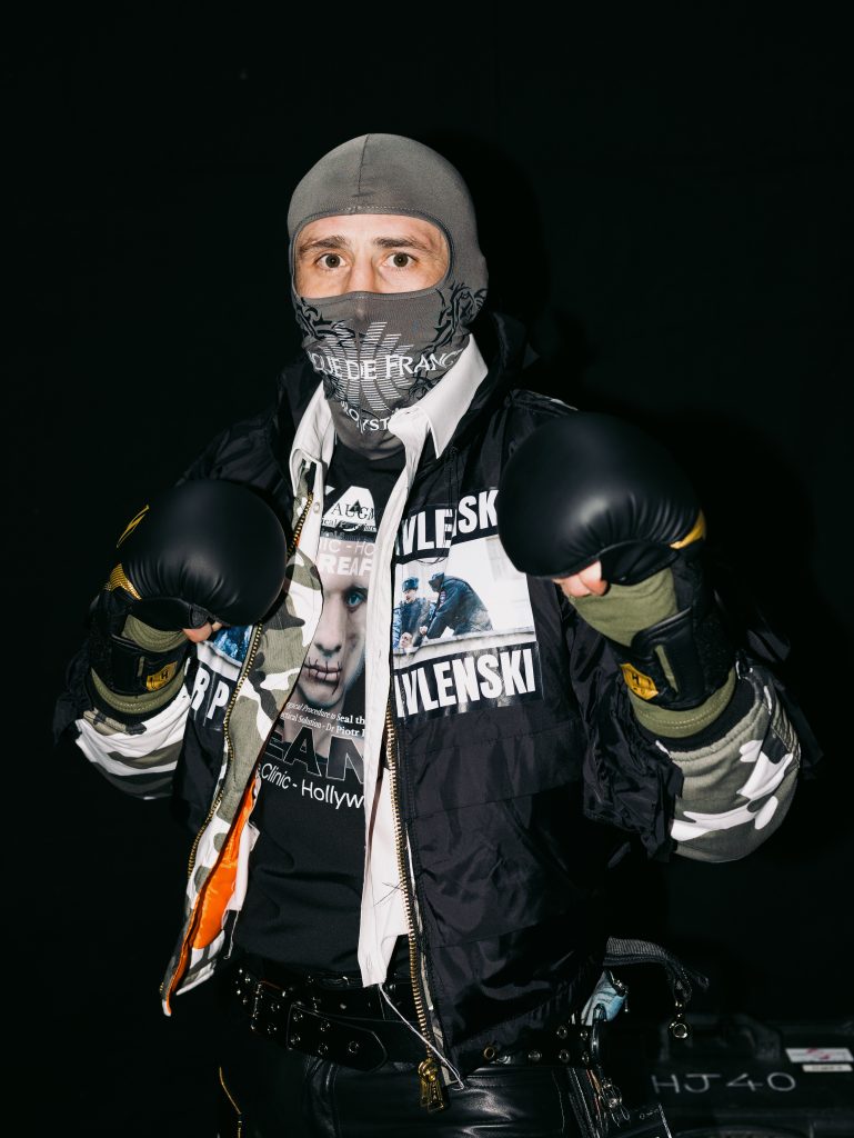 COUCOUBEBE75018 AND PYOTR PAVLENSKY: “TESTOSTERONE”— WHEN FASHION MEETS AGGRESSION AND STRENGTH COUCOUBEBE75018 AND PYOTR PAVLENSKY: “TESTOSTERONE”— WHEN FASHION MEETS AGGRESSION AND STRENGTH Vanity Teen 虚荣青年 Lifestyle & new faces magazine