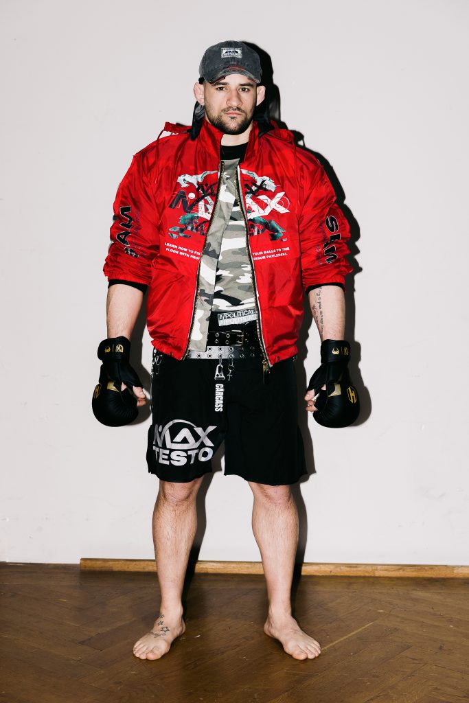 COUCOUBEBE75018 AND PYOTR PAVLENSKY: “TESTOSTERONE”— WHEN FASHION MEETS AGGRESSION AND STRENGTH COUCOUBEBE75018 AND PYOTR PAVLENSKY: “TESTOSTERONE”— WHEN FASHION MEETS AGGRESSION AND STRENGTH Vanity Teen 虚荣青年 Lifestyle & new faces magazine