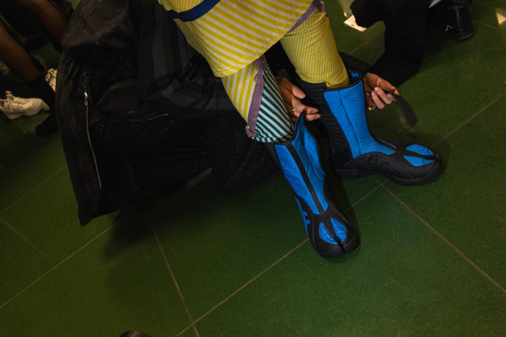 Frames from Kiko Kostadinov FW25 Backstage Frames from Kiko Kostadinov FW25 Backstage Vanity Teen 虚荣青年 Lifestyle & new faces magazine