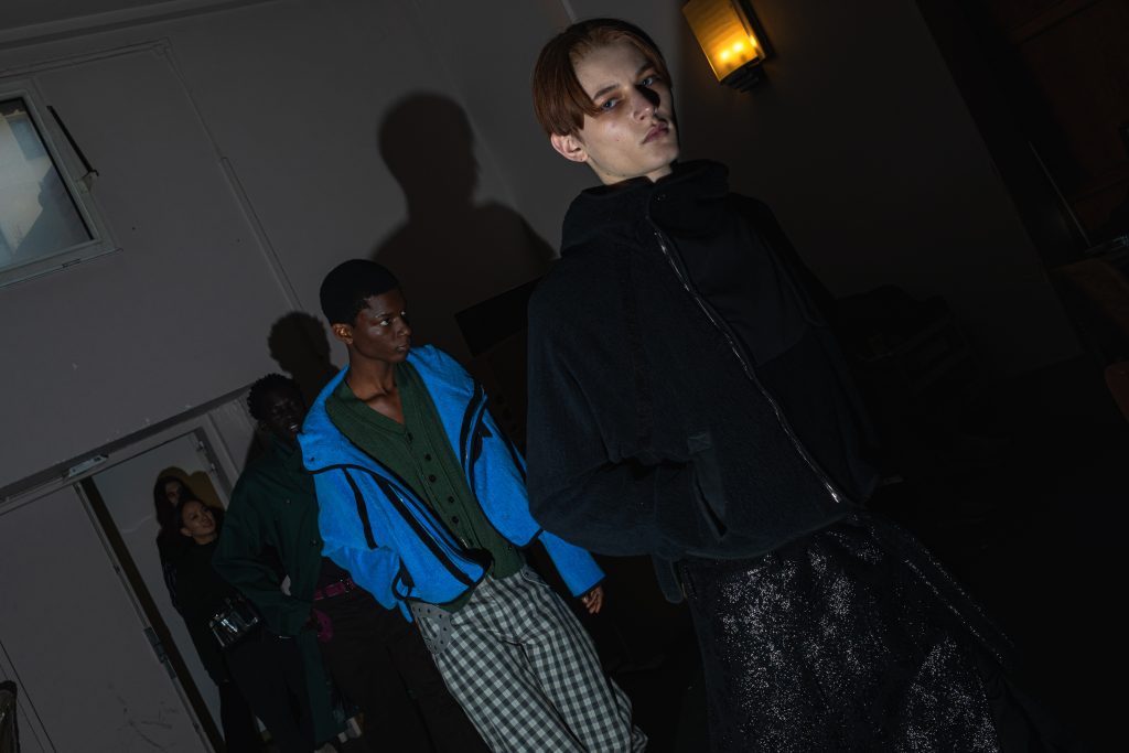 Frames from Kiko Kostadinov FW25 Backstage Frames from Kiko Kostadinov FW25 Backstage Vanity Teen 虚荣青年 Lifestyle & new faces magazine